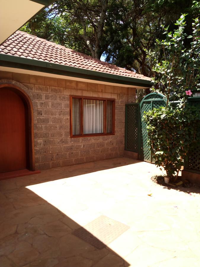 Kijiji Homestay Nairobi Exterior photo